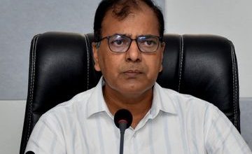 Photo of વાવ-થરાદ જિલ્લા કલેક્ટરથી બદલી કરી, જે. એસ. પ્રજાપતિની ગાંધીનગર મ્યુનિ. કમિશનર તરીકે નિમણૂંક  