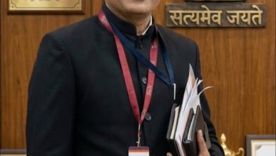 Photo of સમગ્ર પજાપતિ સમાજનું ગૌરવ, ખેરાલુના ડૉ. બી.એસ. પ્રજાપતિને IAS કેડરમાં પ્રમોશન થવા બદલ અભિનંદન
