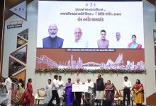 Photo of રાજ્ય સરકારે, મહાનગરપાલિકા-નગરપાલિકાઓના સર્વાગી વિકાસ માટે 3850 કરોડના ચેક વિતરણ કર્યું.