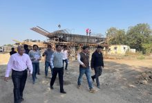Photo of રાજકોટમાં 3 બ્રિજના કામમાં બેદરકારી બદલ 2 એન્જિનિયર સસ્પેન્ડ