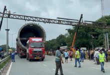 Photo of 308 પૈડાંવાળો ‘બાહુબલી’ ટ્રક, રસ્તામાં બ્રિજ-રોડ પણ બદલવા પડ્યા